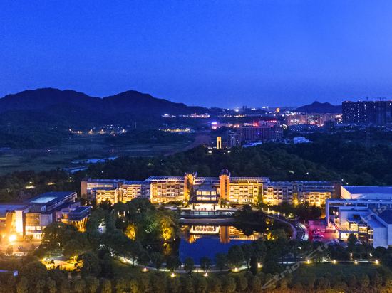 20050r000000gwobf1555_R_550_412.jpg 20050r000000gwobf1555_R_550_412.jpg