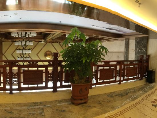 200215000000yiqzyA815_R_550_412.jpg 200215000000yiqzyA815_R_550_412.jpg